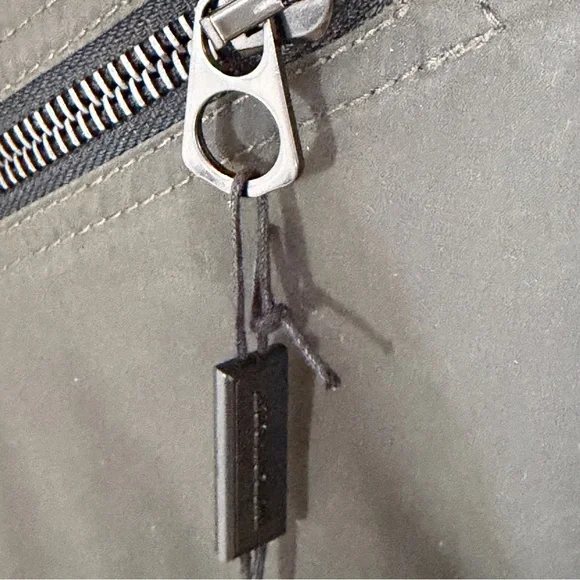 Burberry Men's Olive Green Vest - Picture 9 of 14